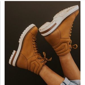 Roolee Take a Walk Boot Size 9 / 40 EUC